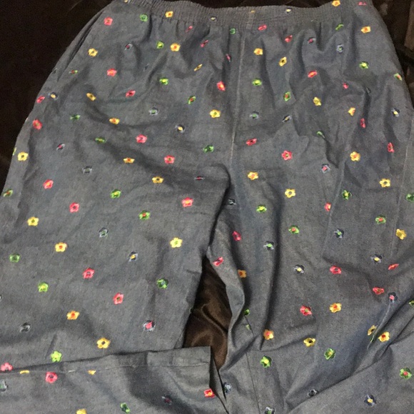 Floral Print Pants - Picture 1 of 3